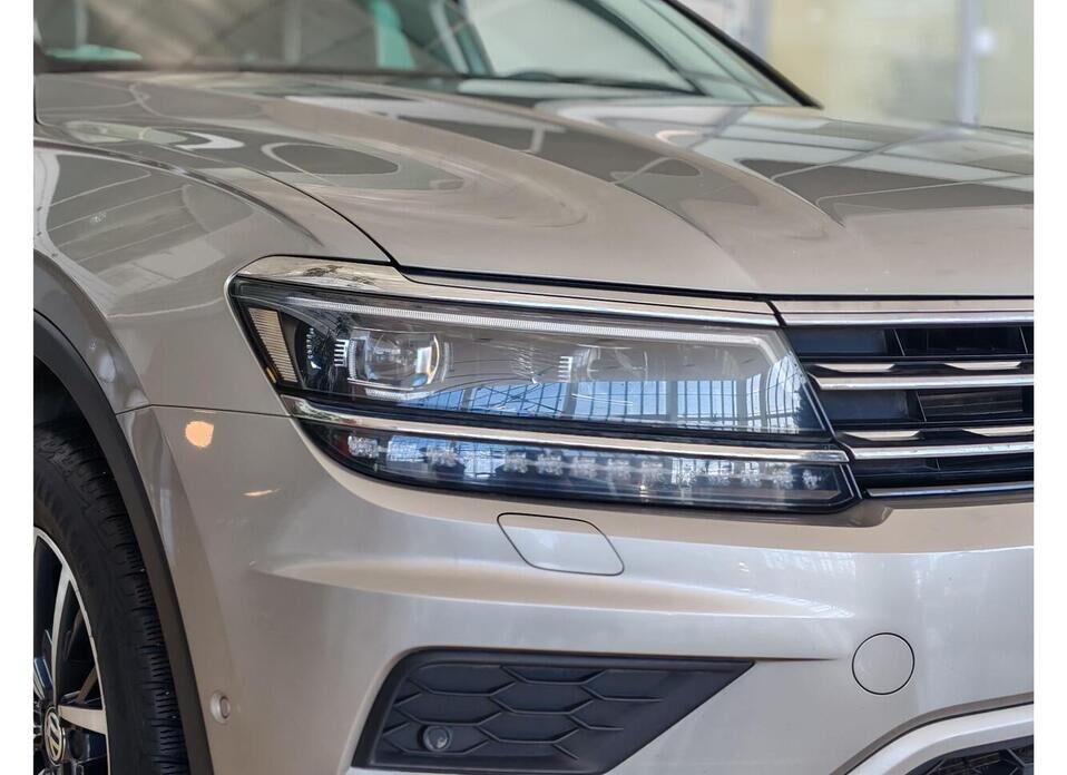 Volkswagen Tiguan, II 2.0d AMT (150 л.с.) 4WD