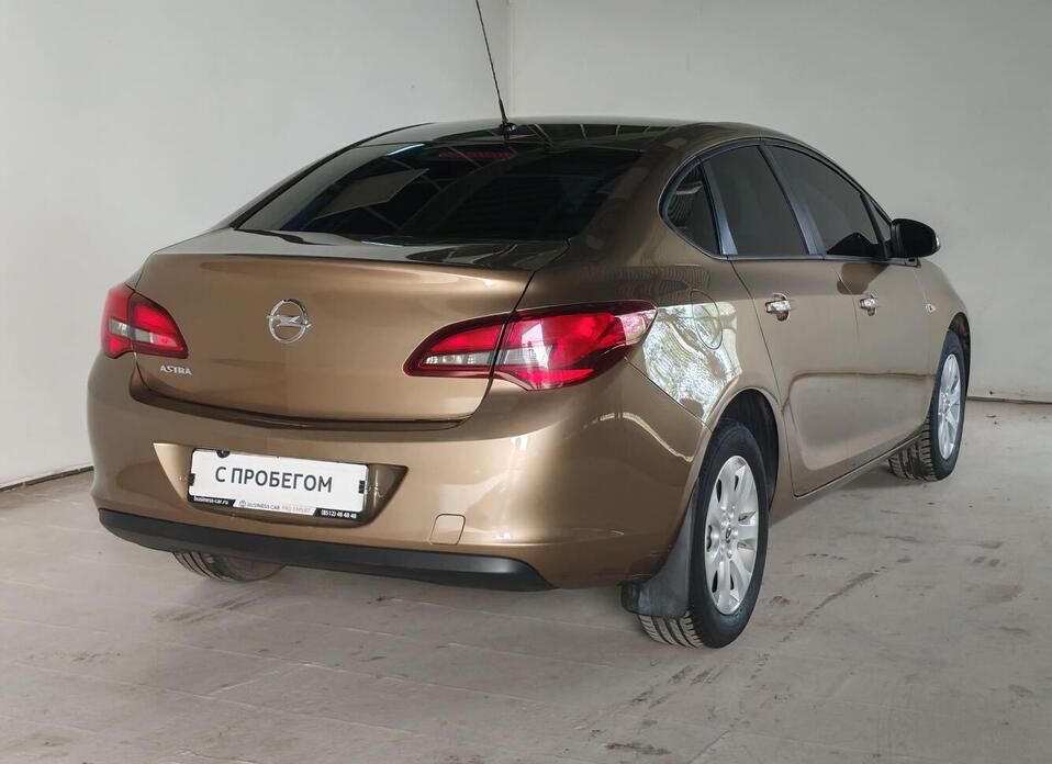 Opel Astra 1.6 MT (115 л.с.)