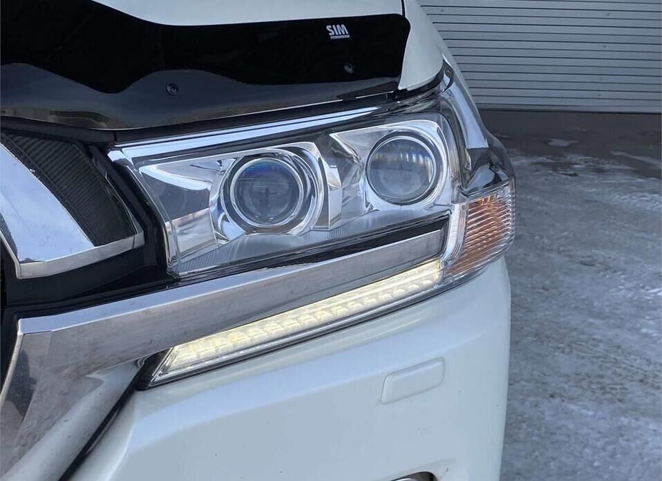 Toyota Land Cruiser, 200 Series Рестайлинг 2 4.5d AT (249 л.с.) 4WD