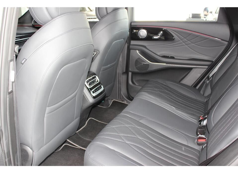 EXEED RX 2.0 AT (249 л.с.) 4WD