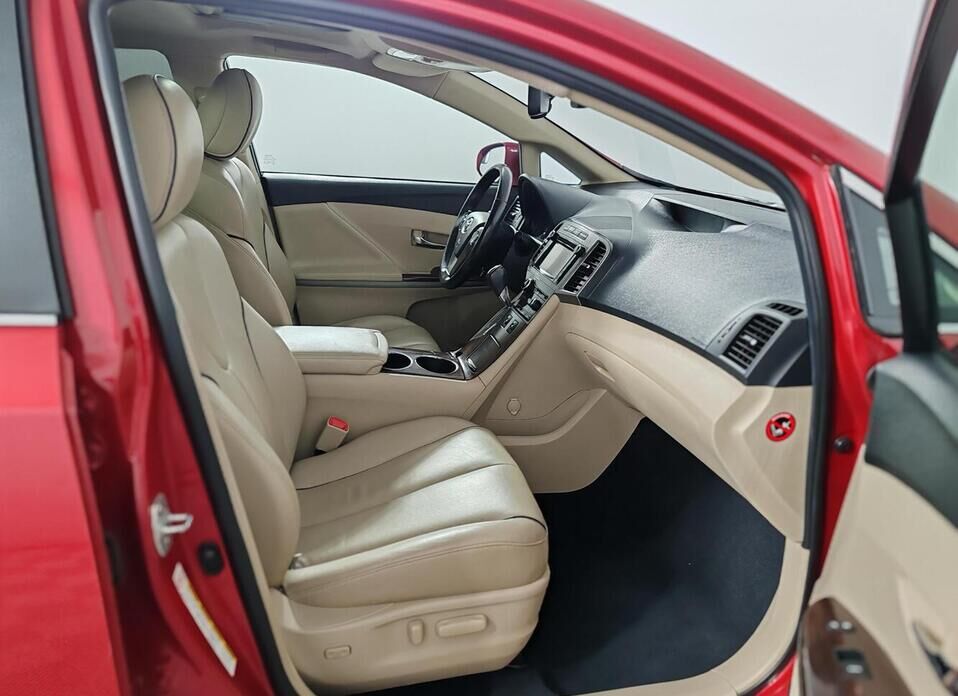 Toyota Venza 2.7 AT (185 л.с.) 4WD