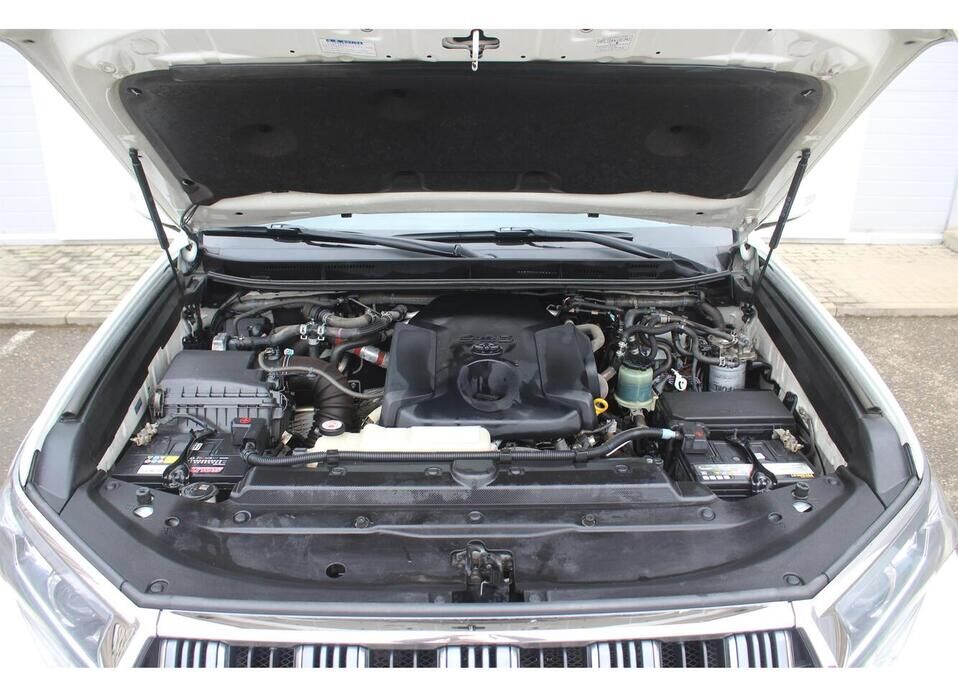 Toyota Land Cruiser Prado, 150 Series Рестайлинг 2 2.8d AT (177 л.с.) 4WD