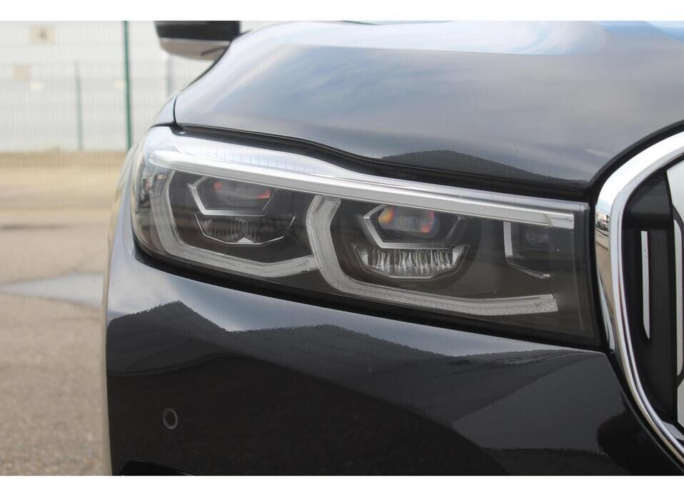 BMW 7 серии 730Ld xDrive 3.0d AT (249 л.с.) 4WD