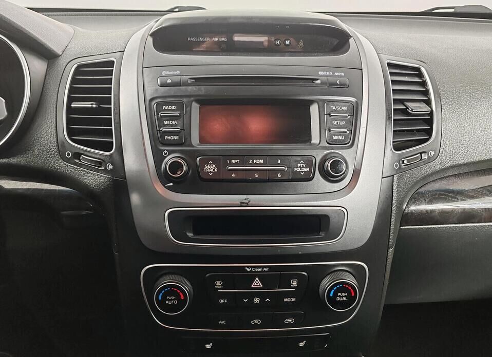 Kia Sorento, II Рестайлинг 2.4 AT (175 л.с.) 4WD