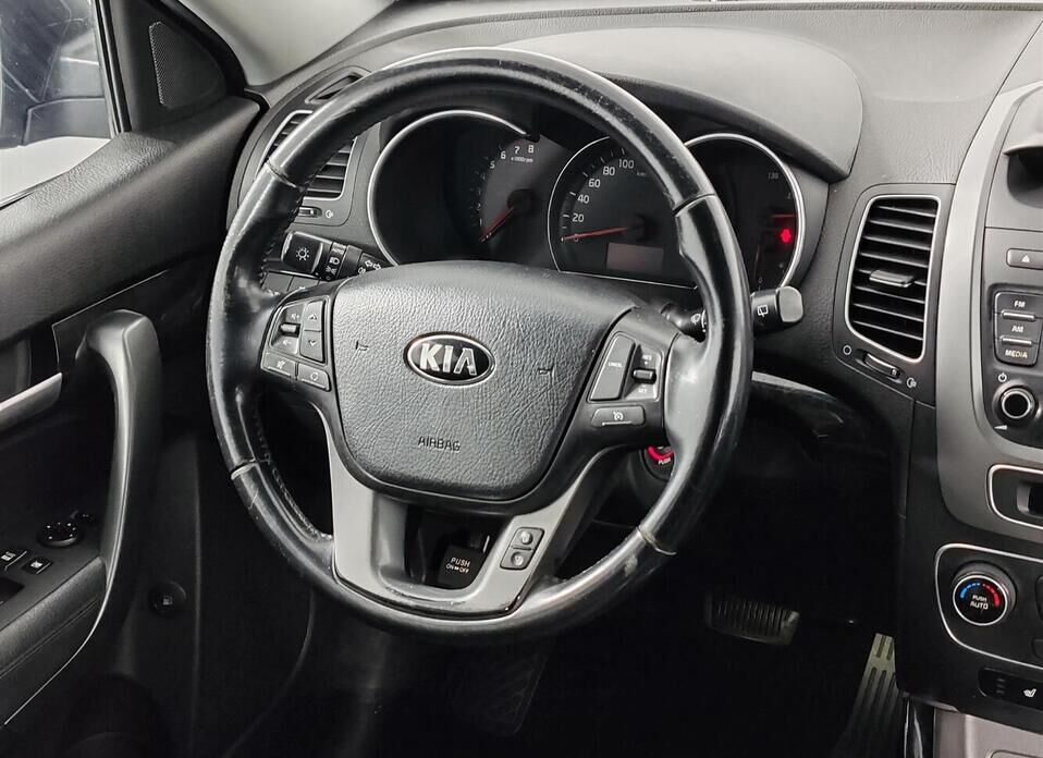 Kia Sorento 2.4 AT (175 л.с.) 4WD