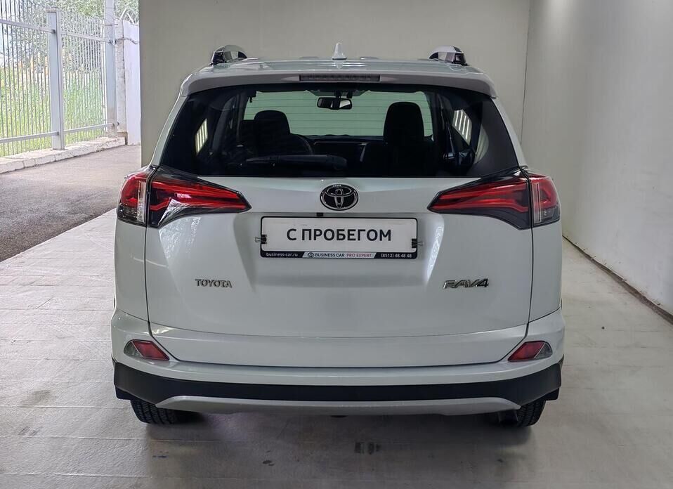 Toyota RAV4 2.0 CVT (146 л.с.)