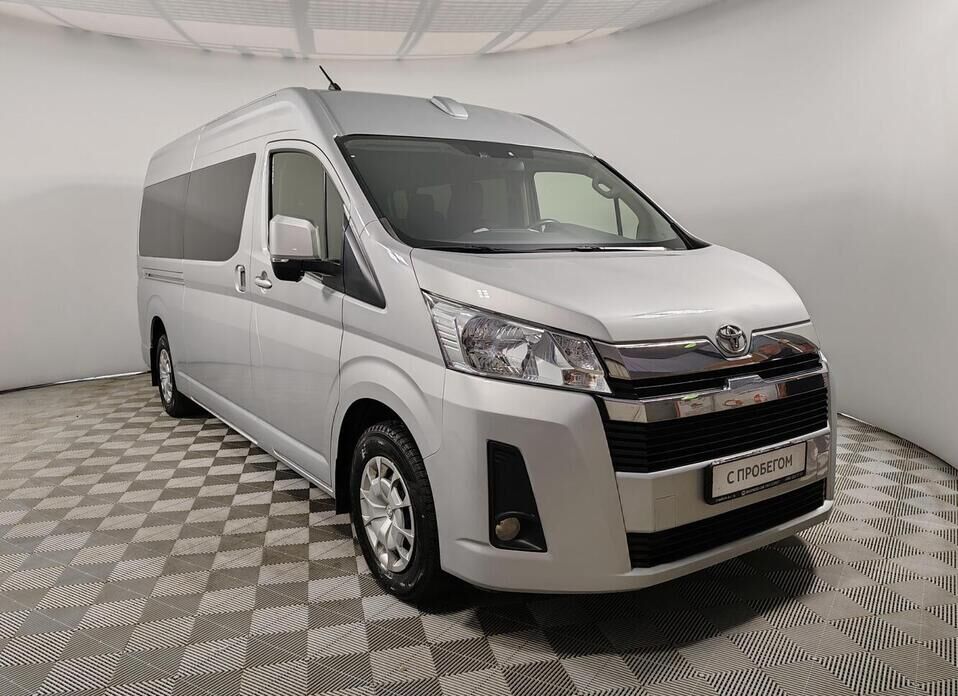 Toyota HiAce 2.8d MT (150 л.с.)