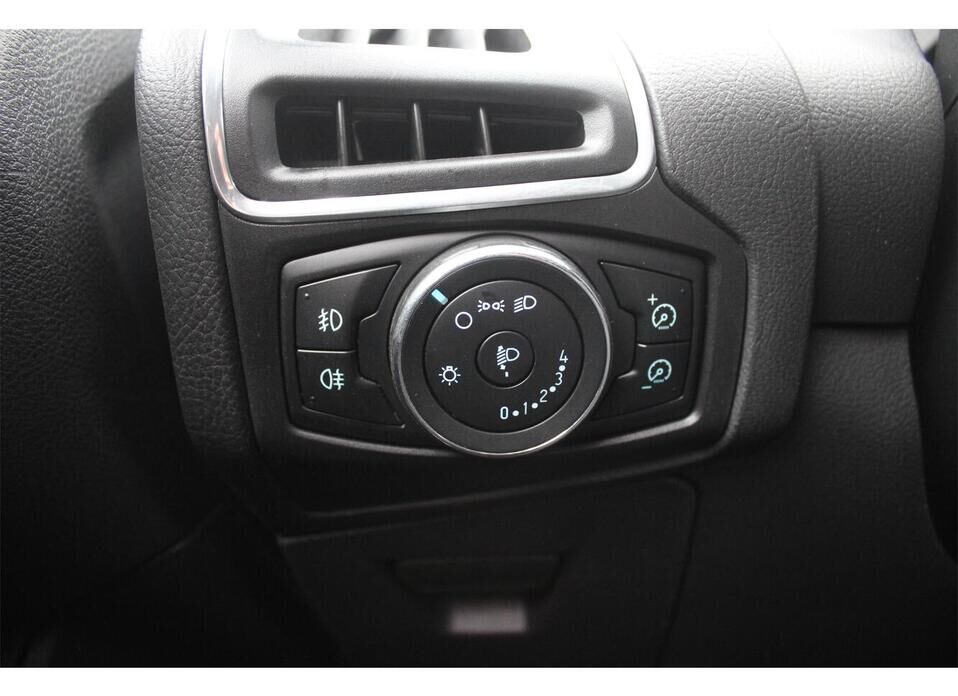 Ford Focus, III 1.6 AMT (125 л.с.)