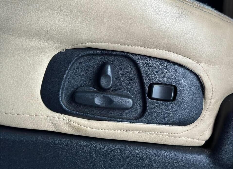 Mitsubishi Pajero, IV Рестайлинг 1 3.0 AT (178 л.с.) 4WD