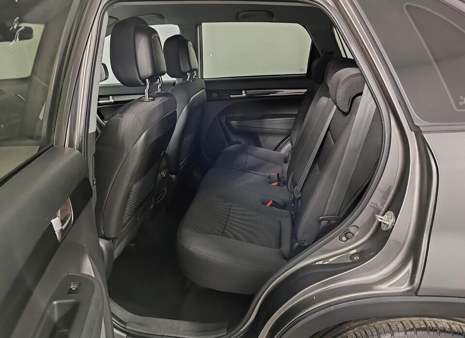 Kia Sorento 2.4 AT (175 л.с.) 4WD