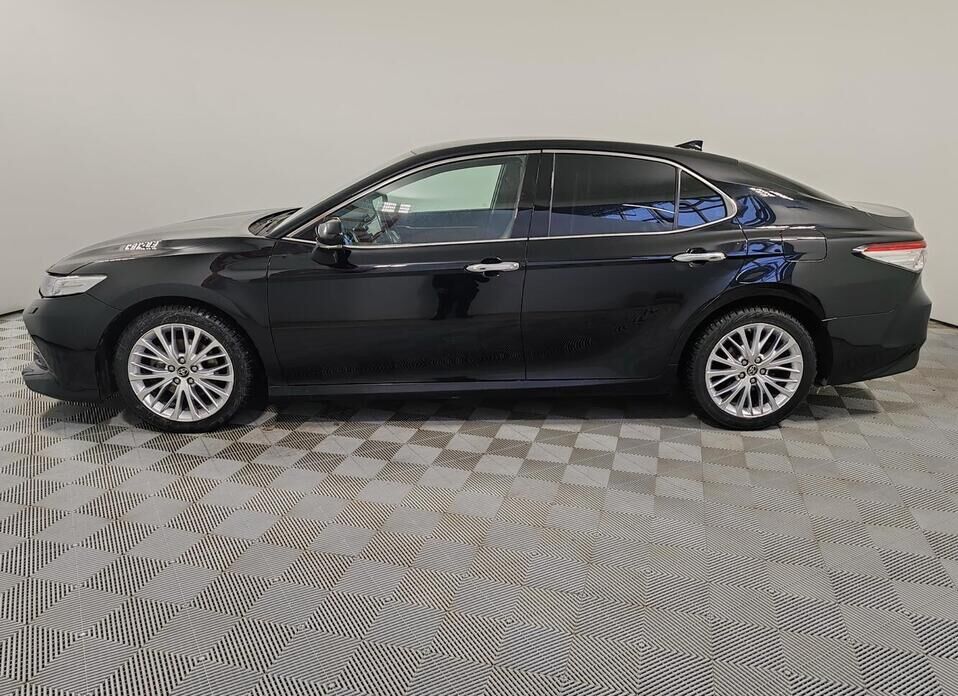 Toyota Camry, VIII (XV70) 3.5 AT (249 л.с.)