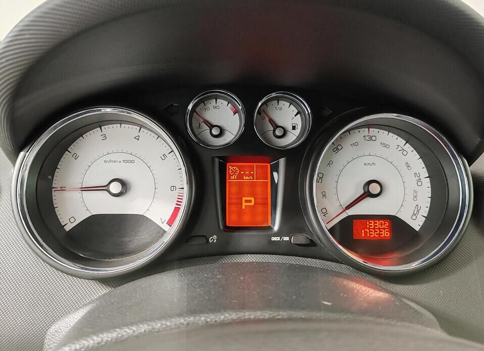 Peugeot 308, I 1.6 AT (120 л.с.)