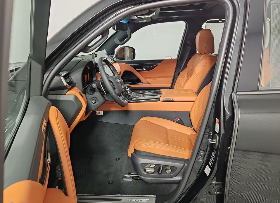 Lexus LX, IV 600 3.4 AT (415 л.с.) 4WD