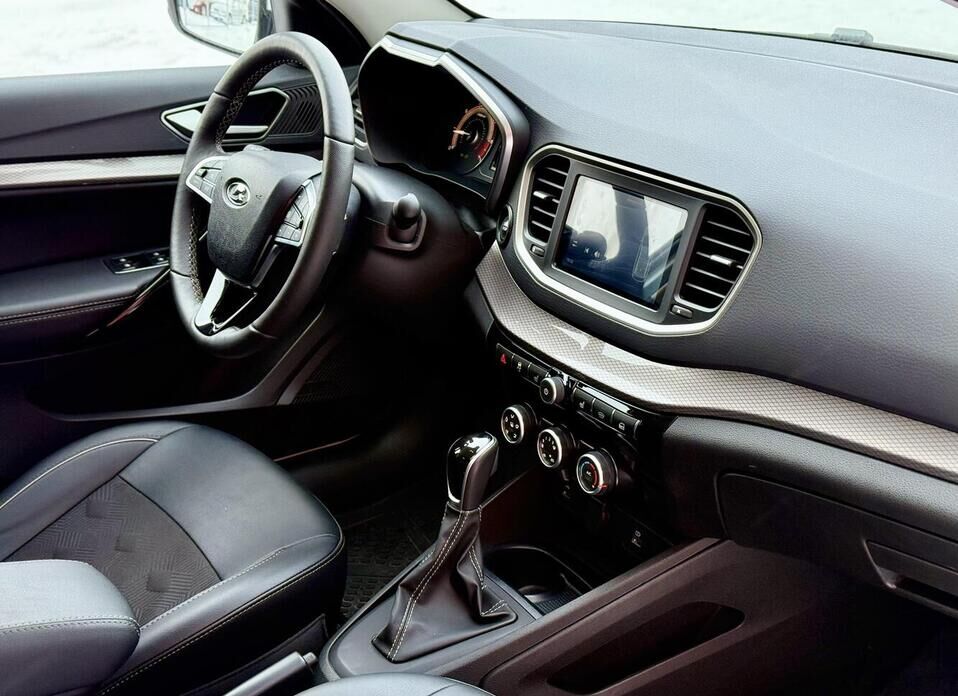 LADA (ВАЗ) Vesta, I Рестайлинг (NG) Cross 1.8 CVT (122 л.с.)