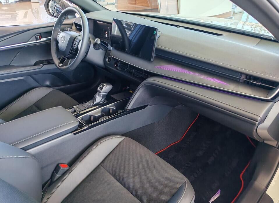 Toyota Camry, IX (XV80) China Market 2.0hyb CVT (197 л.с.)