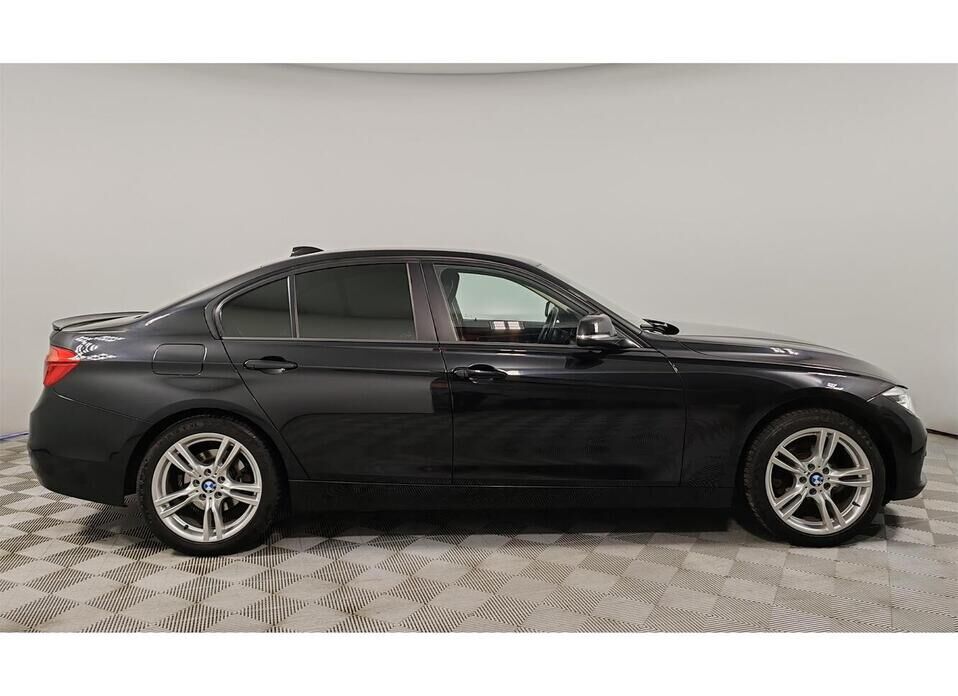 BMW 3 серии 318i 1.5 AT (136 л.с.)