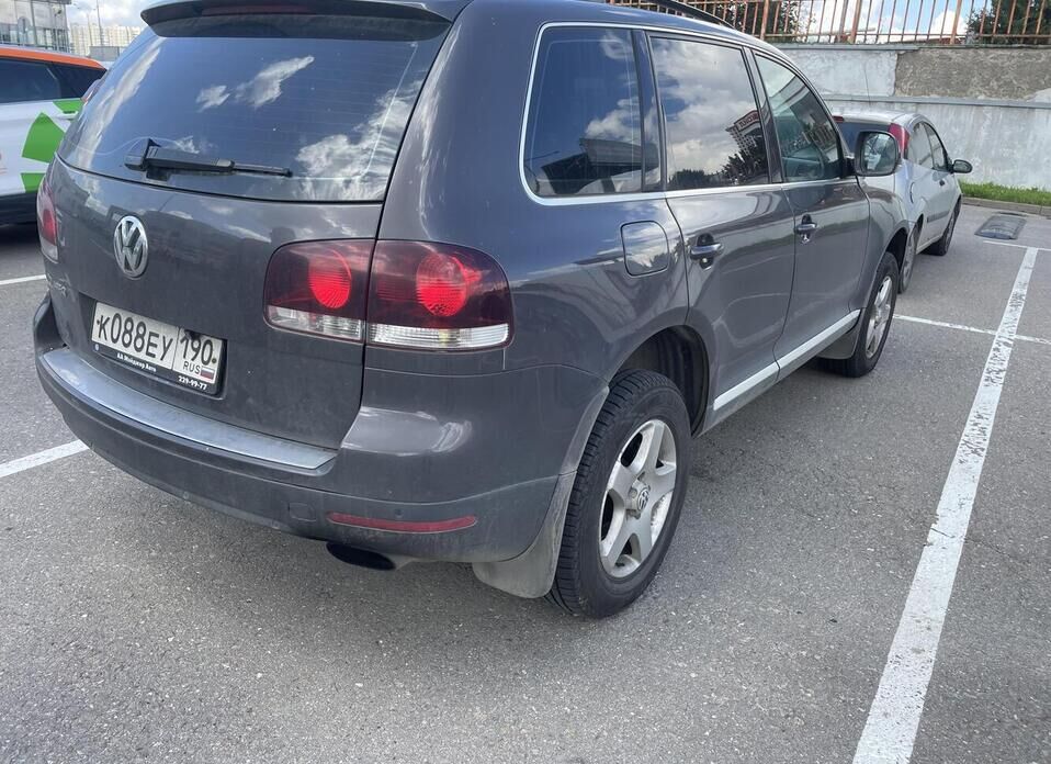 Volkswagen Touareg 2.5d AT (174 л.с.) 4WD