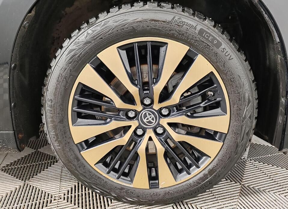 Toyota Alphard, III Рестайлинг 3.5 AT (300 л.с.)