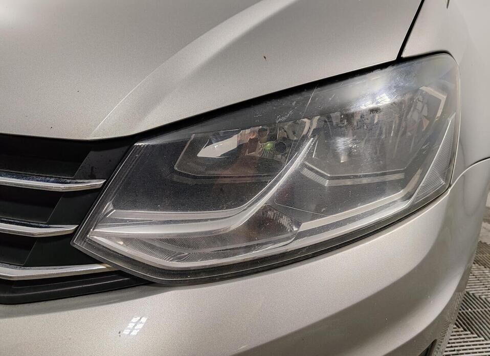 Volkswagen Polo 1.4 AMT (125 л.с.)