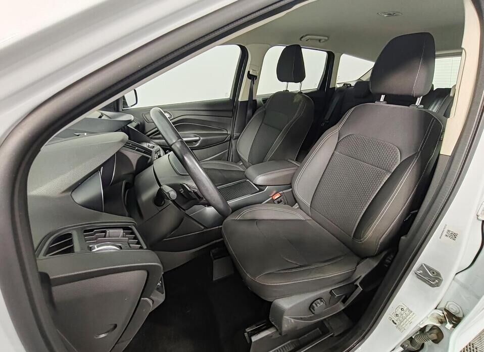 Ford Kuga, II Рестайлинг 1.5 AT (150 л.с.) 4WD