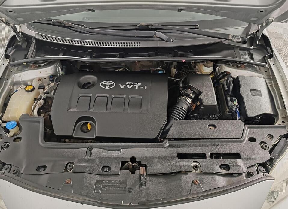 Toyota Corolla, X (E140, E150) 1.6 MT (124 л.с.)