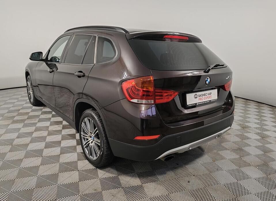 BMW X1, I (E84) Рестайлинг 18i 2.0 AT (150 л.с.)