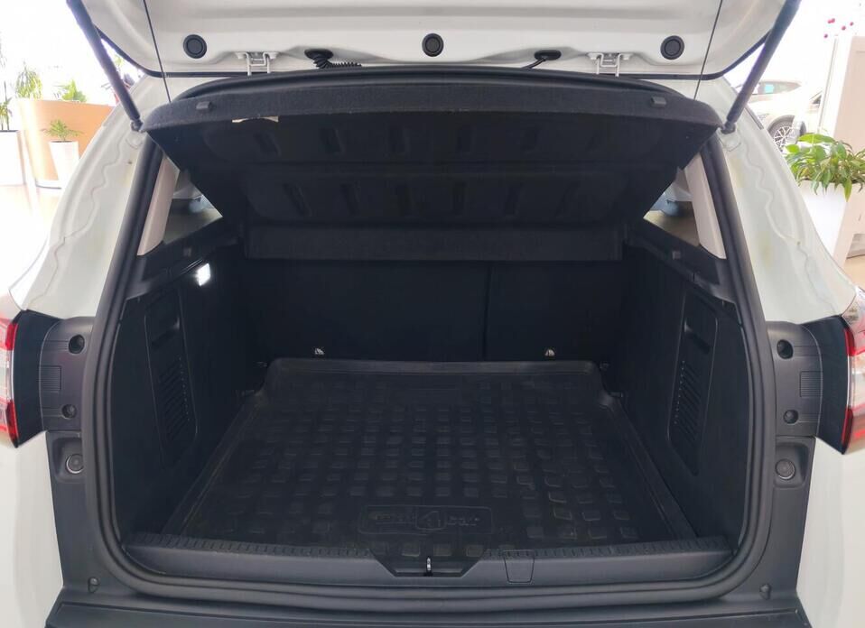 Renault Kaptur, I Рестайлинг 1.6 CVT (114 л.с.)