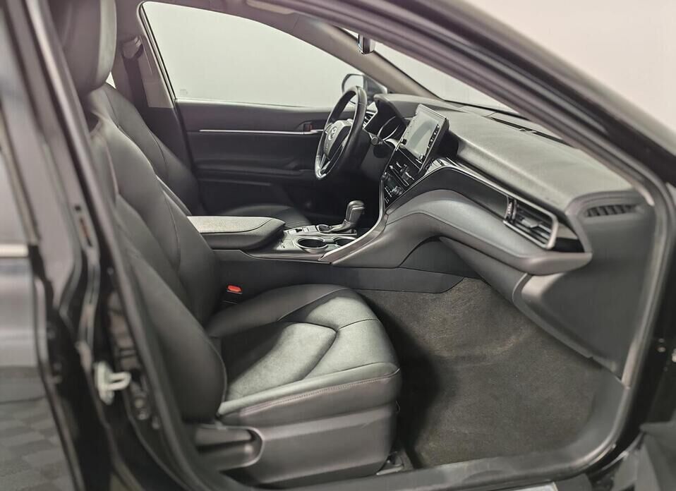 Toyota Camry, VIII (XV70) Рестайлинг 2.5 AT (200 л.с.)