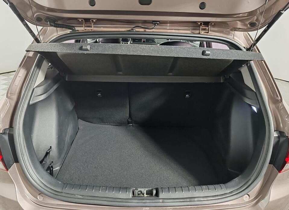 Kia Rio, IV X-Line 1.6 AT (123 л.с.)