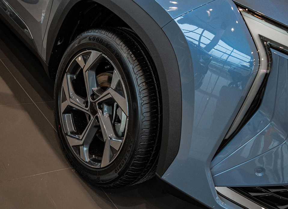 Geely Atlas, II 2.0 AMT (200 л.с.)