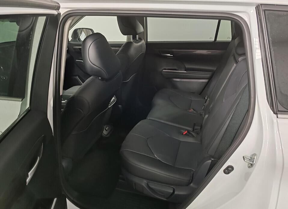 Toyota Highlander, IV (U70) 2.0 AT (248 л.с.) 4WD