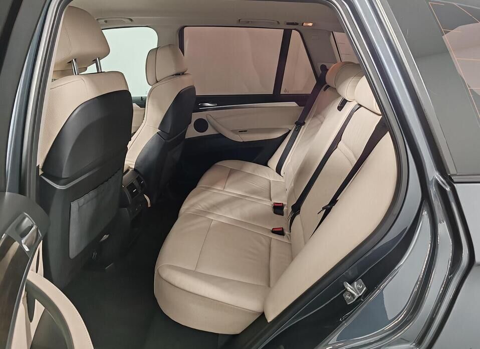 BMW X5 35i 3.0 AT (306 л.с.) 4WD