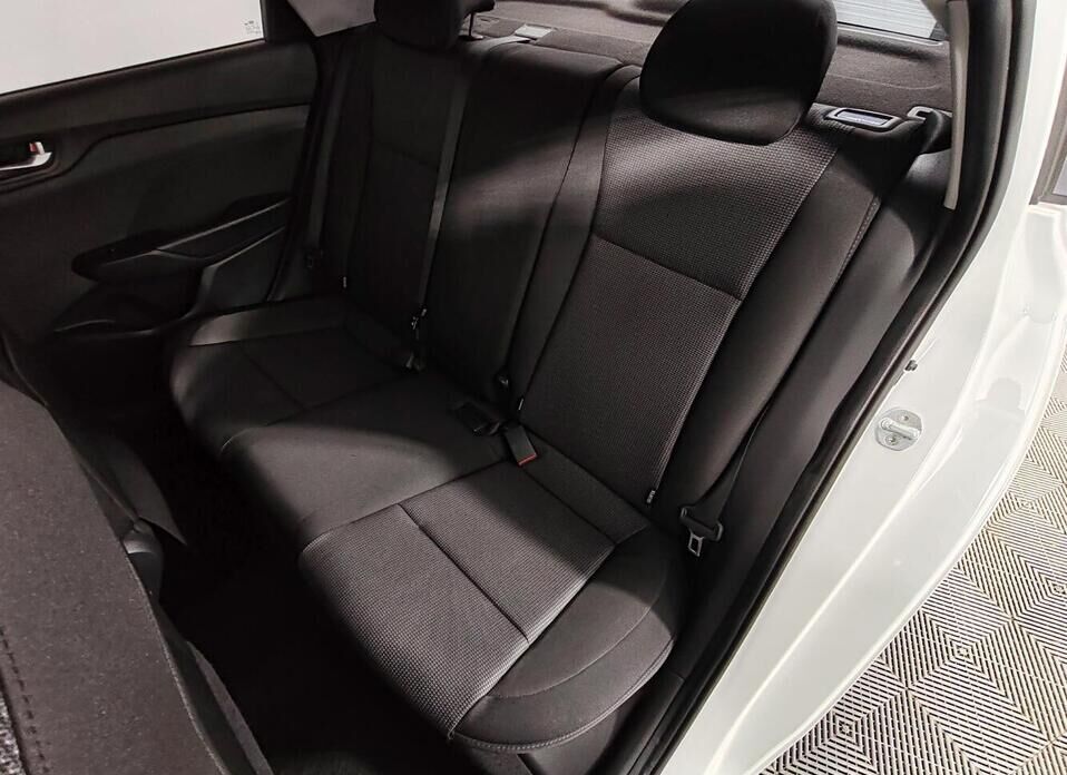 Hyundai Solaris, II 1.6 AT (123 л.с.)