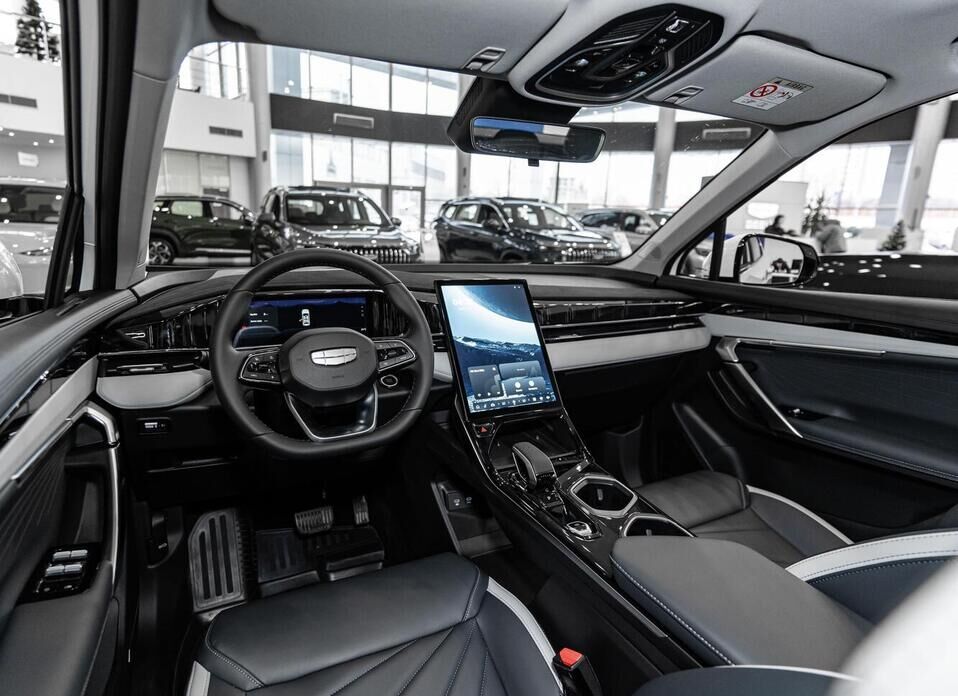 Geely Atlas, II 2.0 AT (200 л.с.) 4WD