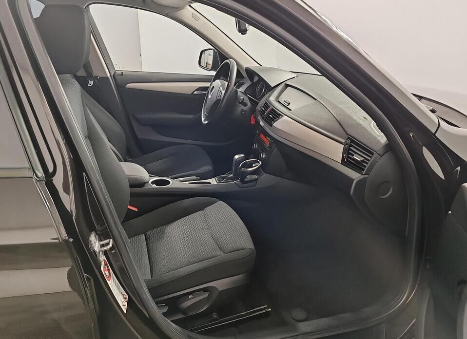 BMW X1, I (E84) Рестайлинг 18i 2.0 AT (150 л.с.)