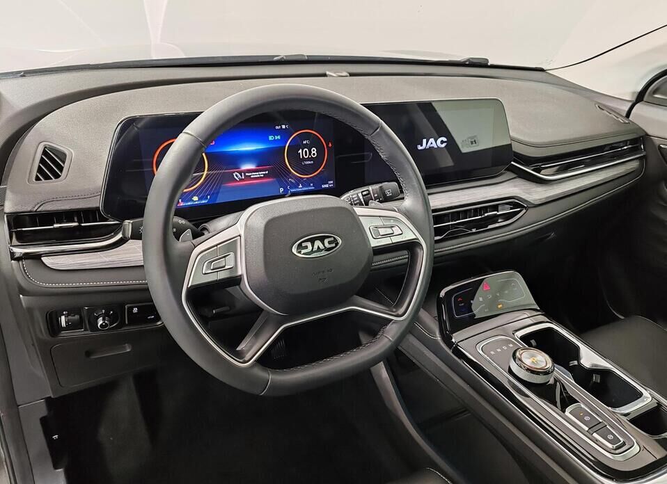 JAC JS6 1.5 AMT (174 л.с.)