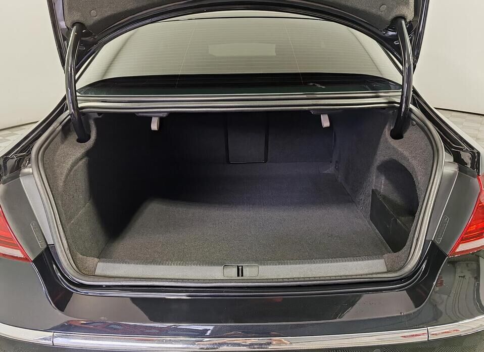 Volkswagen Passat CC 1.8 AMT (152 л.с.)