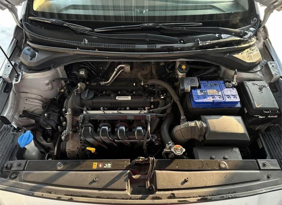 Hyundai Solaris, II Рестайлинг 1.6 MT (123 л.с.)