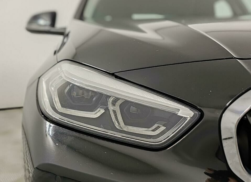 BMW 1 серии 118i 1.5 AMT (140 л.с.)