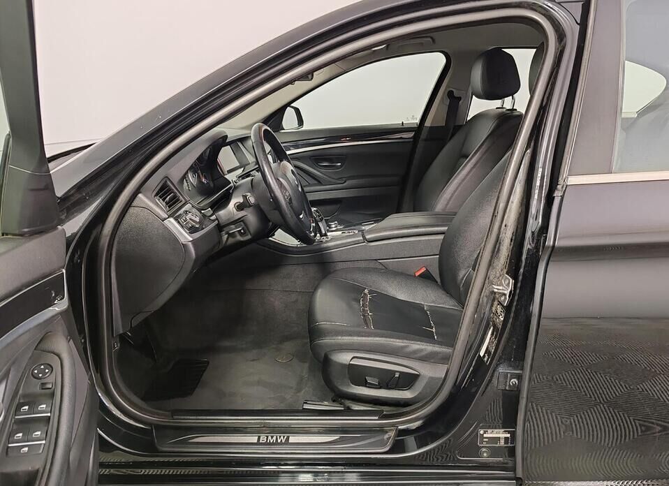 BMW 5 серии 520d 2.0d AT (190 л.с.)