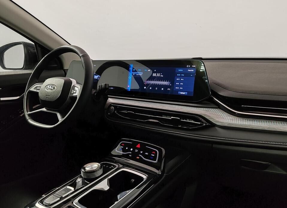 JAC JS6 1.5 AMT (174 л.с.)