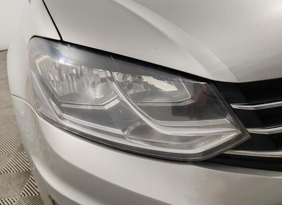Volkswagen Polo 1.4 AMT (125 л.с.)