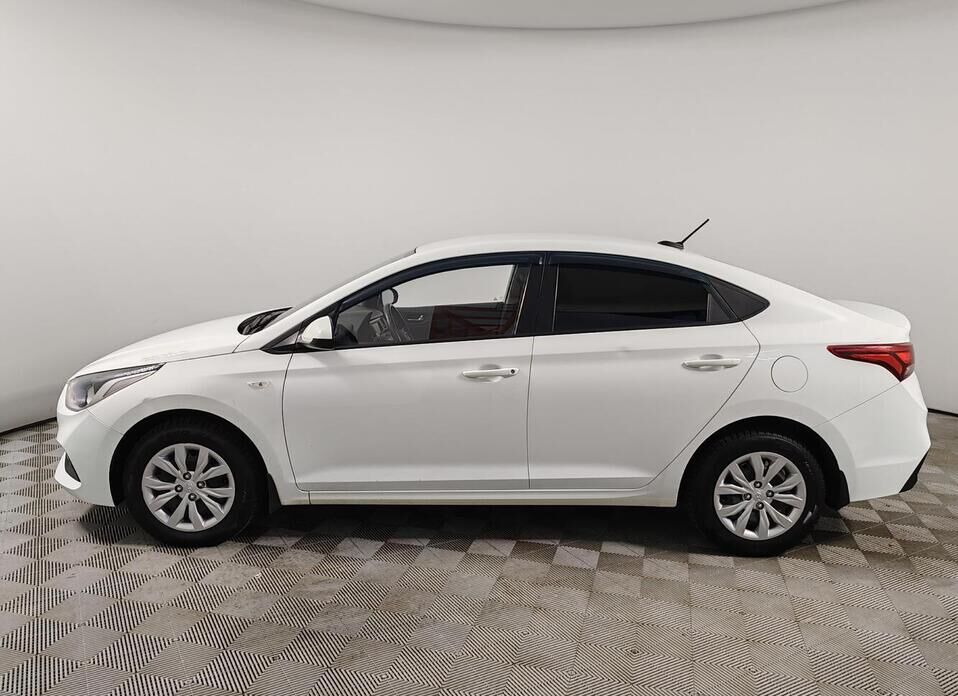 Hyundai Solaris, II 1.6 AT (123 л.с.)