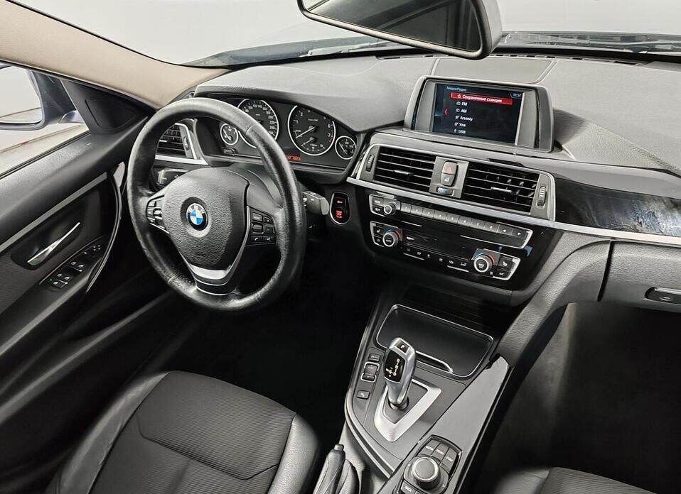 BMW 3 серии 318i 1.5 AT (136 л.с.)