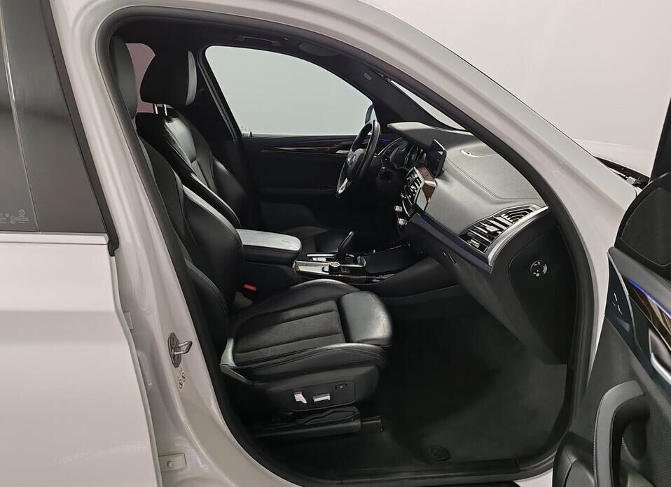 BMW X3, III (G01) 20d xDrive 2.0d AT (190 л.с.) 4WD