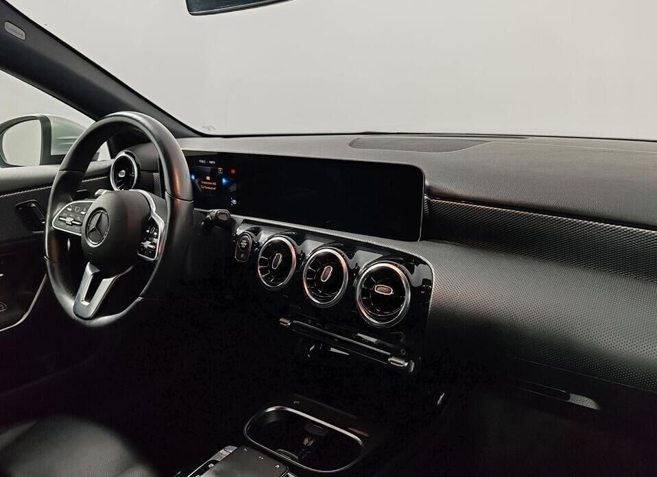 Mercedes-Benz A-Класс, IV (W177) 200 1.3 AMT (150 л.с.)