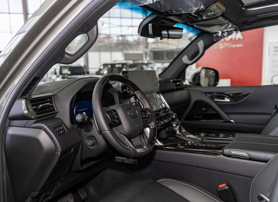 Lexus LX, IV 600 3.5 AT (415 л.с.) 4WD