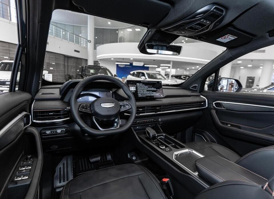 Geely Okavango, I Рестайлинг 2.0 AMT (200 л.с.)