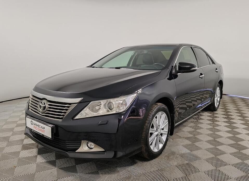 Toyota Camry 3.5 AT (249 л.с.)