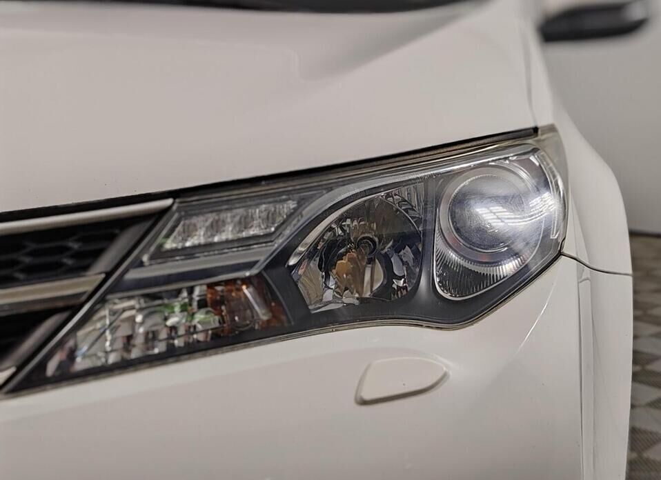 Toyota RAV4, IV (CA40) 2.0 CVT (146 л.с.)